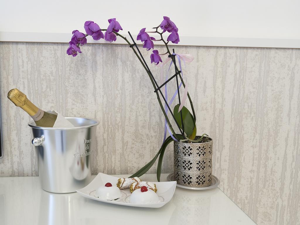 La Dimora Del Marchese Bed and Breakfast Κατάνια Εξωτερικό φωτογραφία