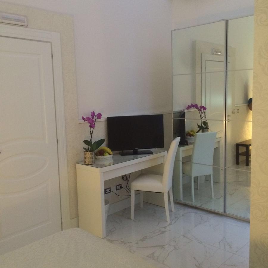 La Dimora Del Marchese Bed and Breakfast Κατάνια Εξωτερικό φωτογραφία
